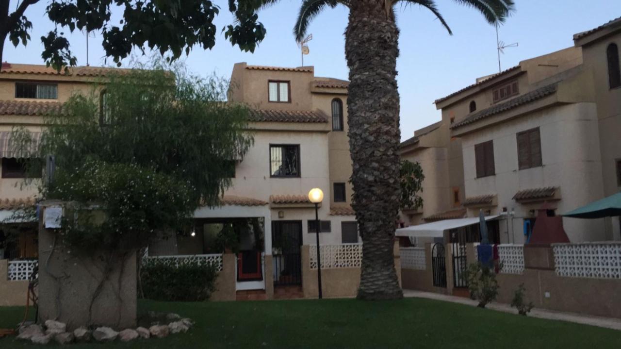 Despertar En Torrevieja Villa Esterno foto